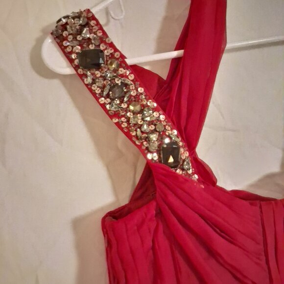 Embellished one shoulder Andy The Anh all Silk Size 0 Red Dress - Picture 6 of 9
